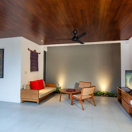 Abia Villa Legian Exterior foto